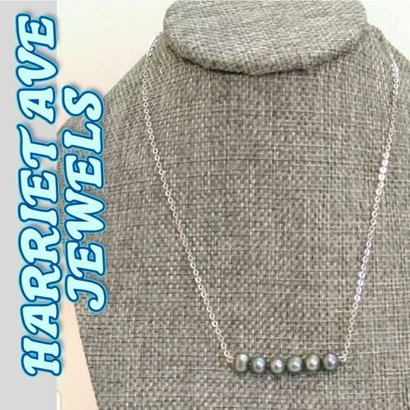 🆕️  Freshwater pearl necklace (dark) - Picture 1 of 2